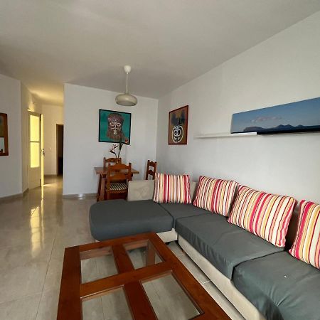 Playa Chica Apt With Terrace 100 M From The Sea ปูแอร์โตเดลคาร์เมน ภายนอก รูปภาพ