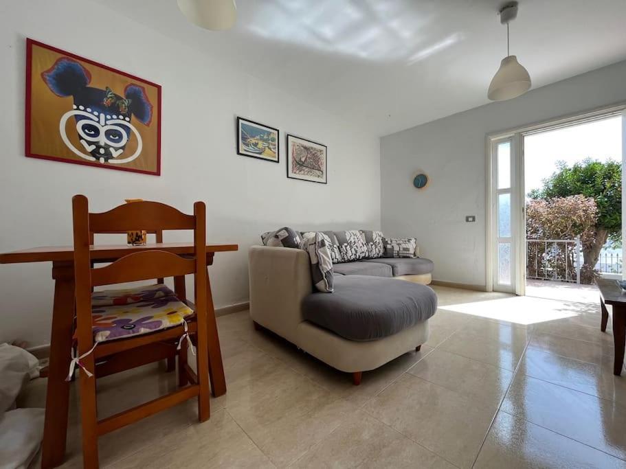 Playa Chica Apt With Terrace 100 M From The Sea ปูแอร์โตเดลคาร์เมน ภายนอก รูปภาพ