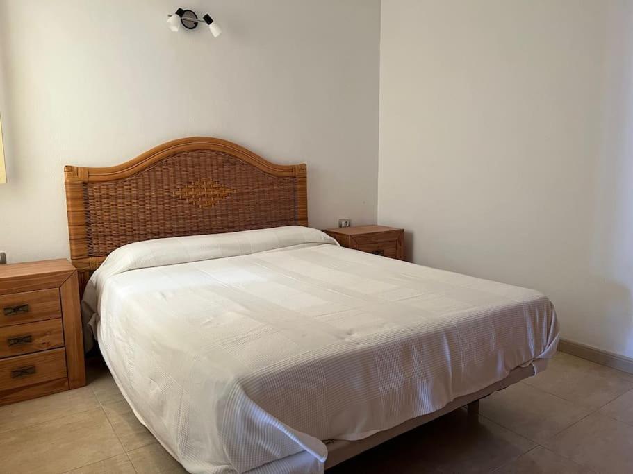 Playa Chica Apt With Terrace 100 M From The Sea ปูแอร์โตเดลคาร์เมน ภายนอก รูปภาพ