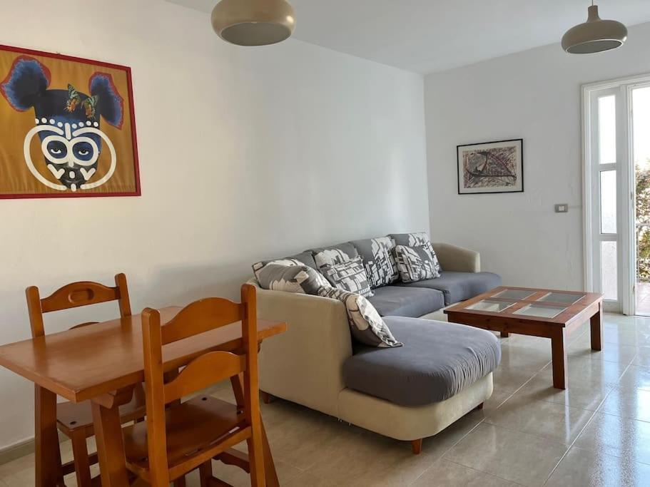 Playa Chica Apt With Terrace 100 M From The Sea ปูแอร์โตเดลคาร์เมน ภายนอก รูปภาพ